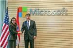 Hrvatska delegacija predvođena premijerom Milanovićem posjetila Microsoft