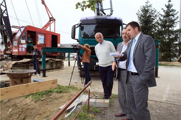 HSS: član Uprave HC-a u radno vrijeme i sa službenim vozilom na SDP-ovoj konferenciji