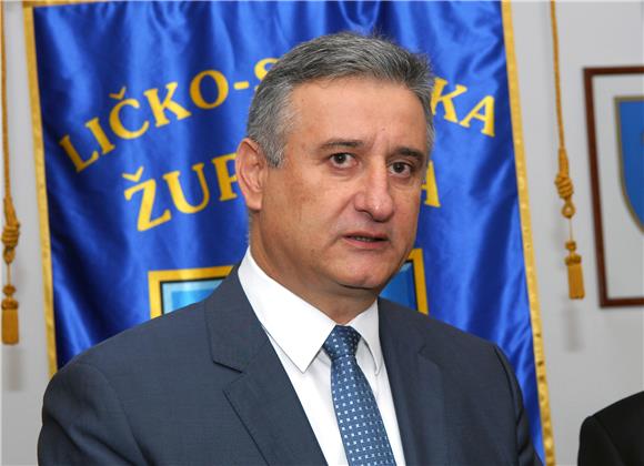 Karamarko: Josipović se treba ispričati zbog Jovićeva izbora za savjetnika