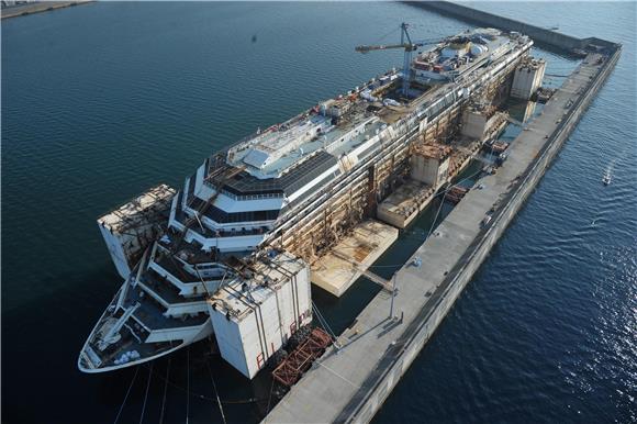 ITALY COSTA CONCORDIA