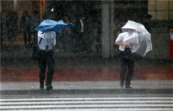 JAPAN WEATHER TYPHOON PHANFONE