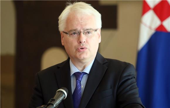 Josipović pisao Leki: traži preferencijalno glasovanje već na idućim izborima