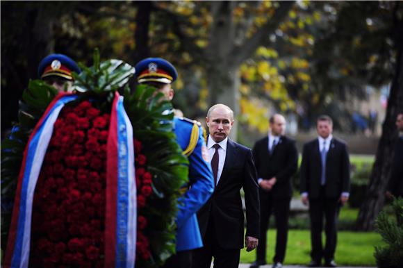 Putin stigao u posjet Beogradu, popodne počasni gost na vojnoj paradi 