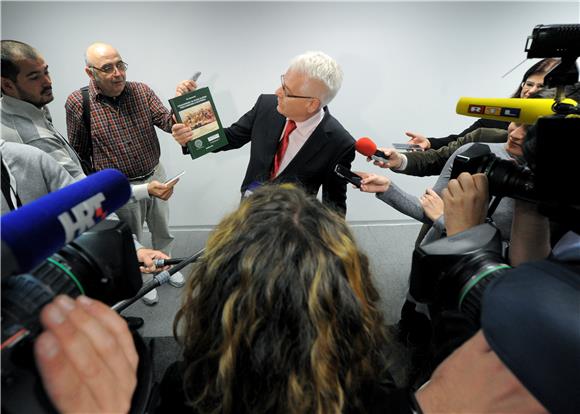 Josipović: Spreman sam biti medijator između branitelja i Ministarstva