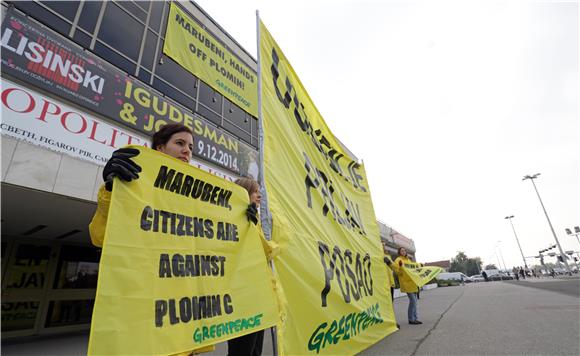 Prosvjedna akcija Greenpeacea protiv izgradnje Plomina C