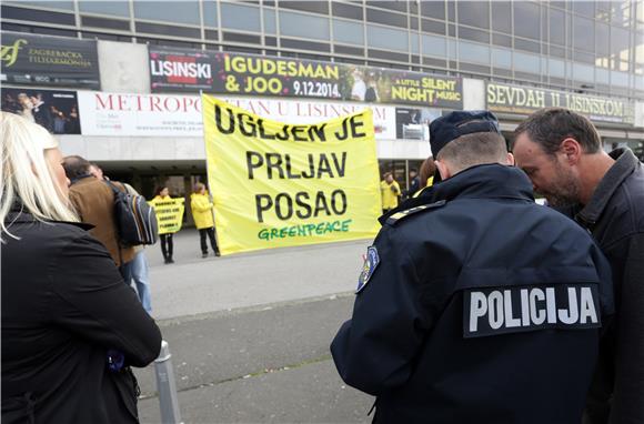 Prosvjedna akcija Greenpeacea protiv izgradnje Plomina C