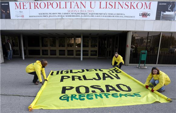 Prosvjedna akcija Greenpeacea protiv izgradnje Plomina C