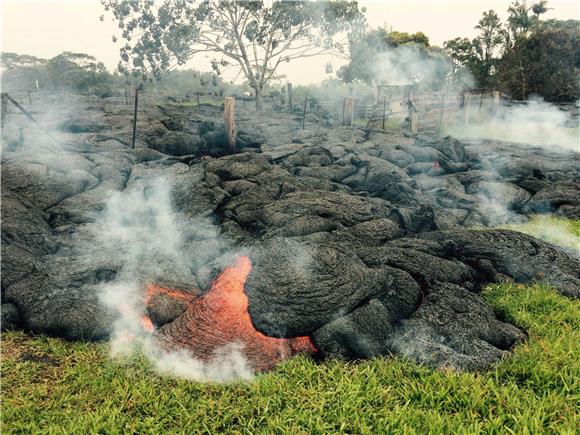 USA HAWAII LAVA FLOW