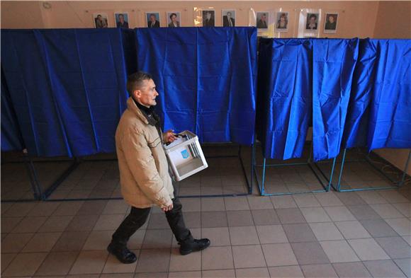 Na spornim izborima u istočnoj Ukrajini izabrani separatistički čelnici