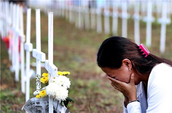 Filipinci se sjećaju tisuća ubijenih u tajfunu Haiyan