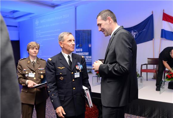 NATO - Industrijski forum u Splitu