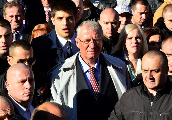 Seselj calls on supporters to organise themselves against incumbent government