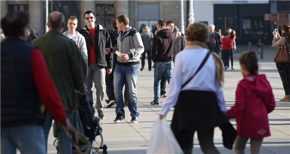 Sunčano nedjeljno prijepodne u Zagrebu 16.11.2014.