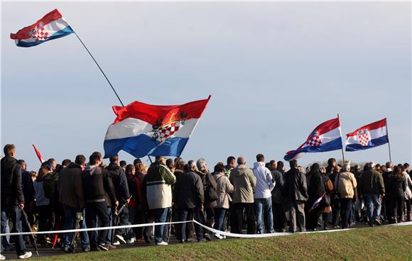 VUKOVAR: Kolona sjećanja