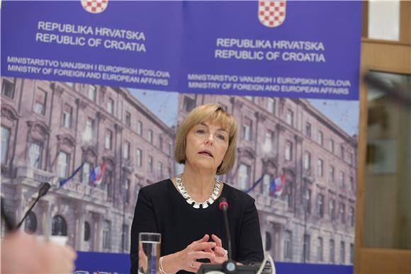 Pusić: Poludjelog zločinca Šešelja treba vratiti u Haag