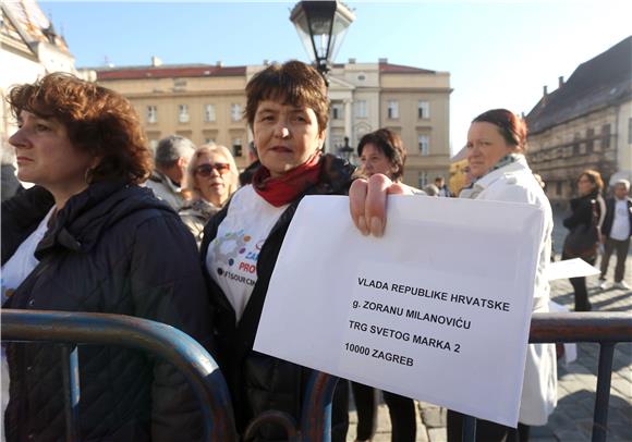 Predstavnici 17 sindikata javnog sektora predali Otvoreno pismo premijeru Milanoviću