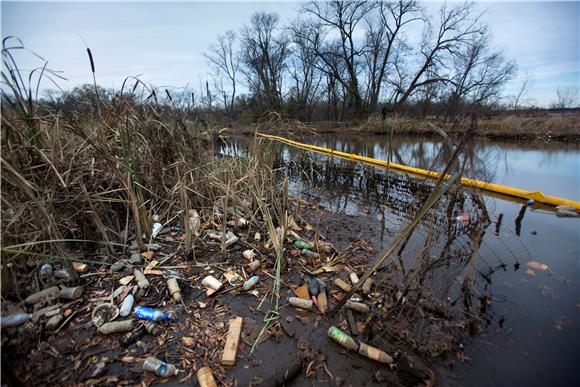 USA ANACOSTIA RIVER POLLUTED