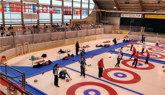 EP curling: Pobjeda i poraz Hrvatske