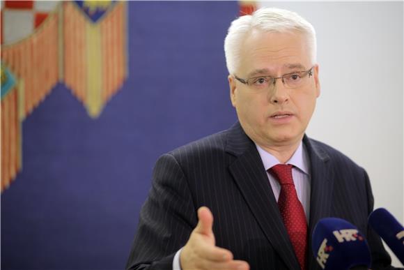 Josipovic hails request for returning Seselj behind bars