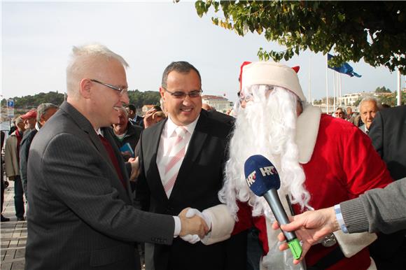 Predsjednik Josipović posjetio Makarsku