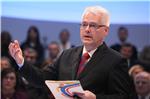 Josipović predstavio program, prozvao HDZ da nije državotvorna stranka