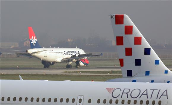 Zrakoplov Air Serbie iz Beograda sletio u Zagreb