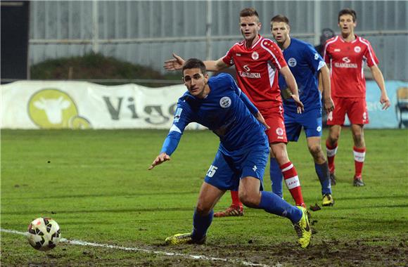 HNL: Zadar - Split 0-0 (poluvrijeme) 12.12.2014.