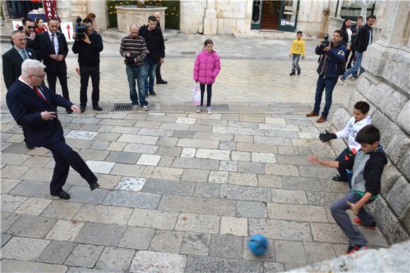 KAMPANJA Ivo Josipović posjetio Dubrovnik