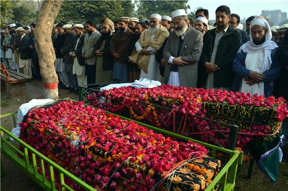 Pakistan: trodnevna žalost zbog pokolja u školi