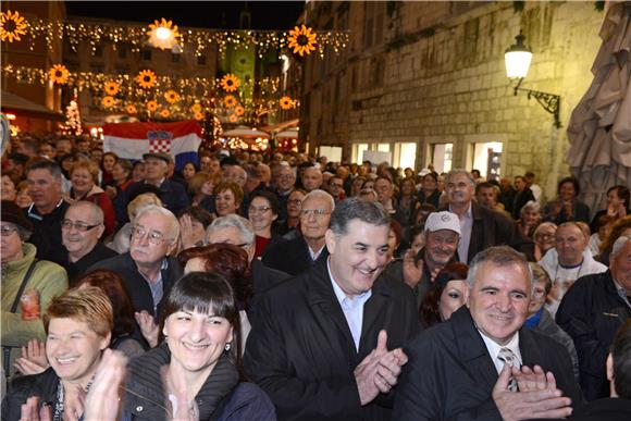 KAMPANJA - Predizborni skup Ive Josipovića u Splitu