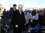 Ivo Josipović se družio s građanima na tržnici Trešnjevka