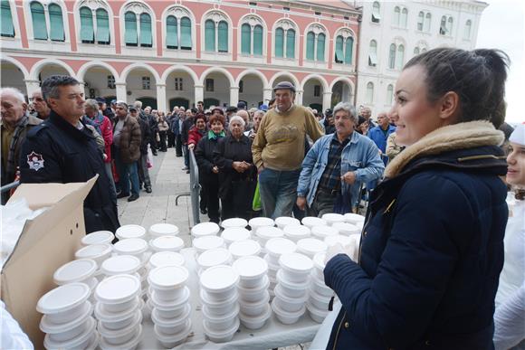 Split: podijeljeno 5000 porcija bakalara