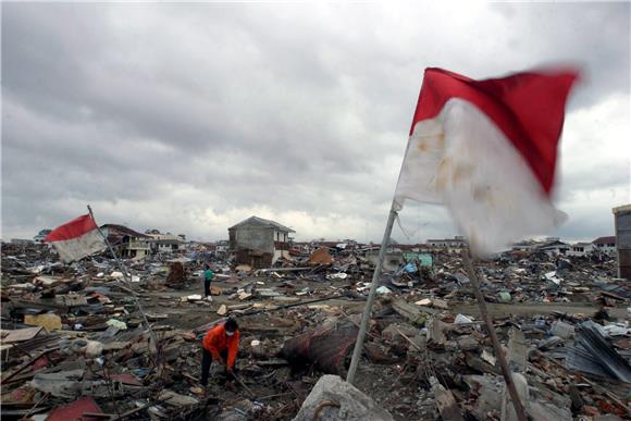 FILE INDONESIA TEN YEARS ANNIVERSARY BOXING DAY TSUNAMI