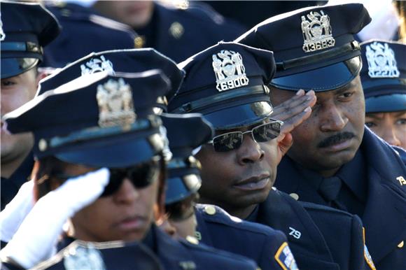 USA NEW YORK POLICE OFFICER FUNERAL