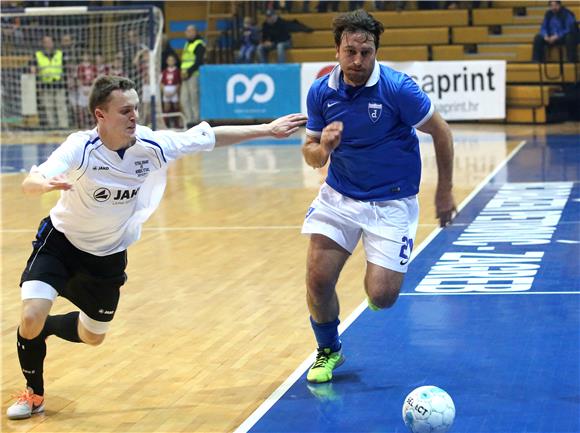 Humanitarni spektakl MNK Futsal Dinama