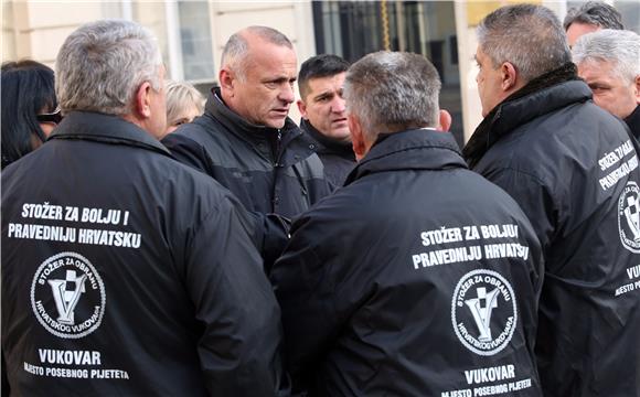 Konferencija za medije Stožera za obranu hrvatskog Vukovara