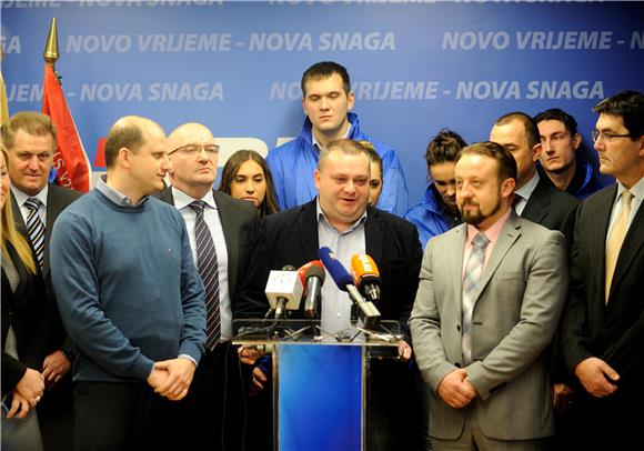 Konferencija za medije gradskog ogranka HDZ-a, HSS-a, HSP AS i HSLS-a