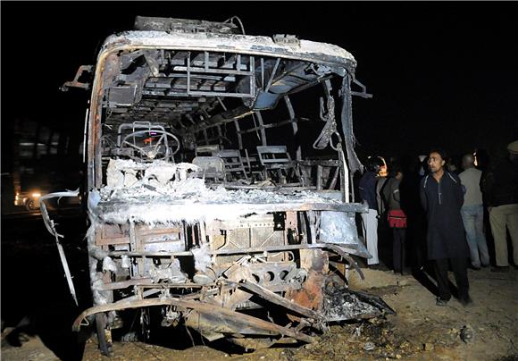 PAKISTAN BUS ACCIDENT