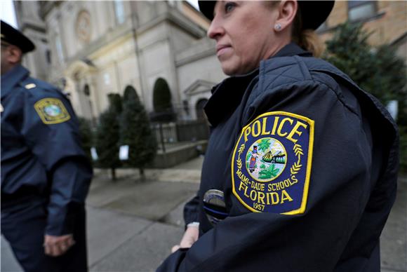 USA NEW YORK POLICE OFFICER FUNERAL