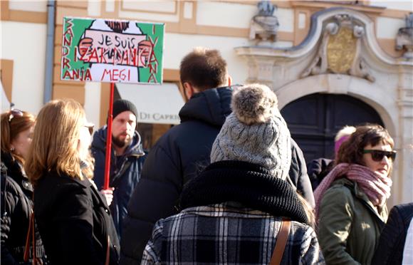 Prosvjed varaždinskih novinara protiv otkaza i sve težeg položaja