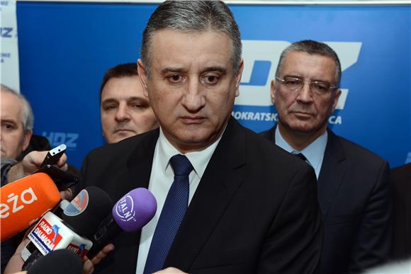 Tomislav Karamarko u Splitu odgovarao na pitanja novinara