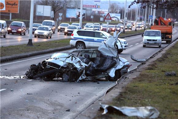 Prometna nesreća na zagrebačkoj Ljubljanskoj aveniji