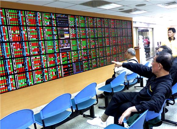 TAIWAN ECONOMY STOCK MARKET