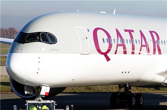 FILE FRANCE ECONOMY QATAR AIRWAYS IAG