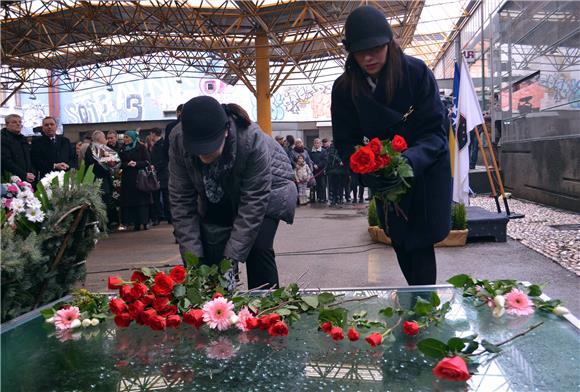 Sarajevo: Odana počast žrtvama masakra na Markalama iz 1994.