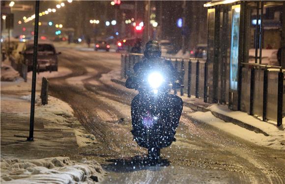 Zagreb: vozači u utorak trebaju paziti na poledicu