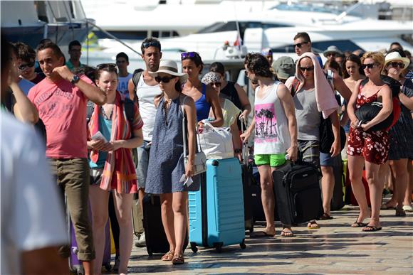 DZS: u 2014. turista i noćenja više, a najviše u obiteljskom smještaju i Istri