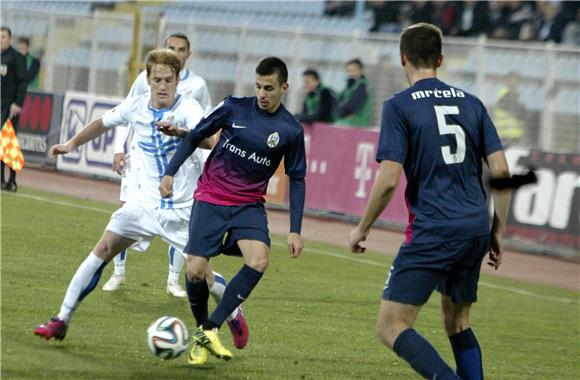 Hrvatski nogometni kup: Rijeka - Lokomotiva 11.2.2015.