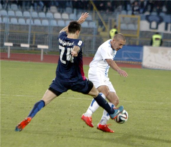 Hrvatski nogometni kup: Rijeka - Lokomotiva 11.2.2015.