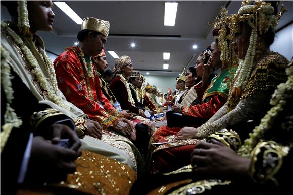 INDONESIA MASS WEDDING